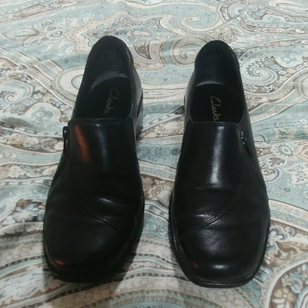 Ladies Clarks black shoes
